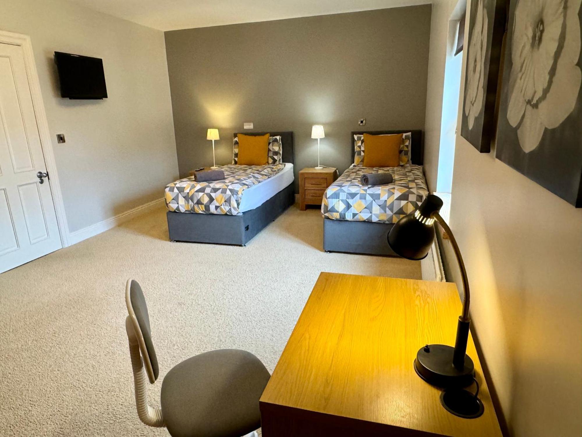 3 Castle Hume Court Holiday House Enniskillen Bagian luar foto