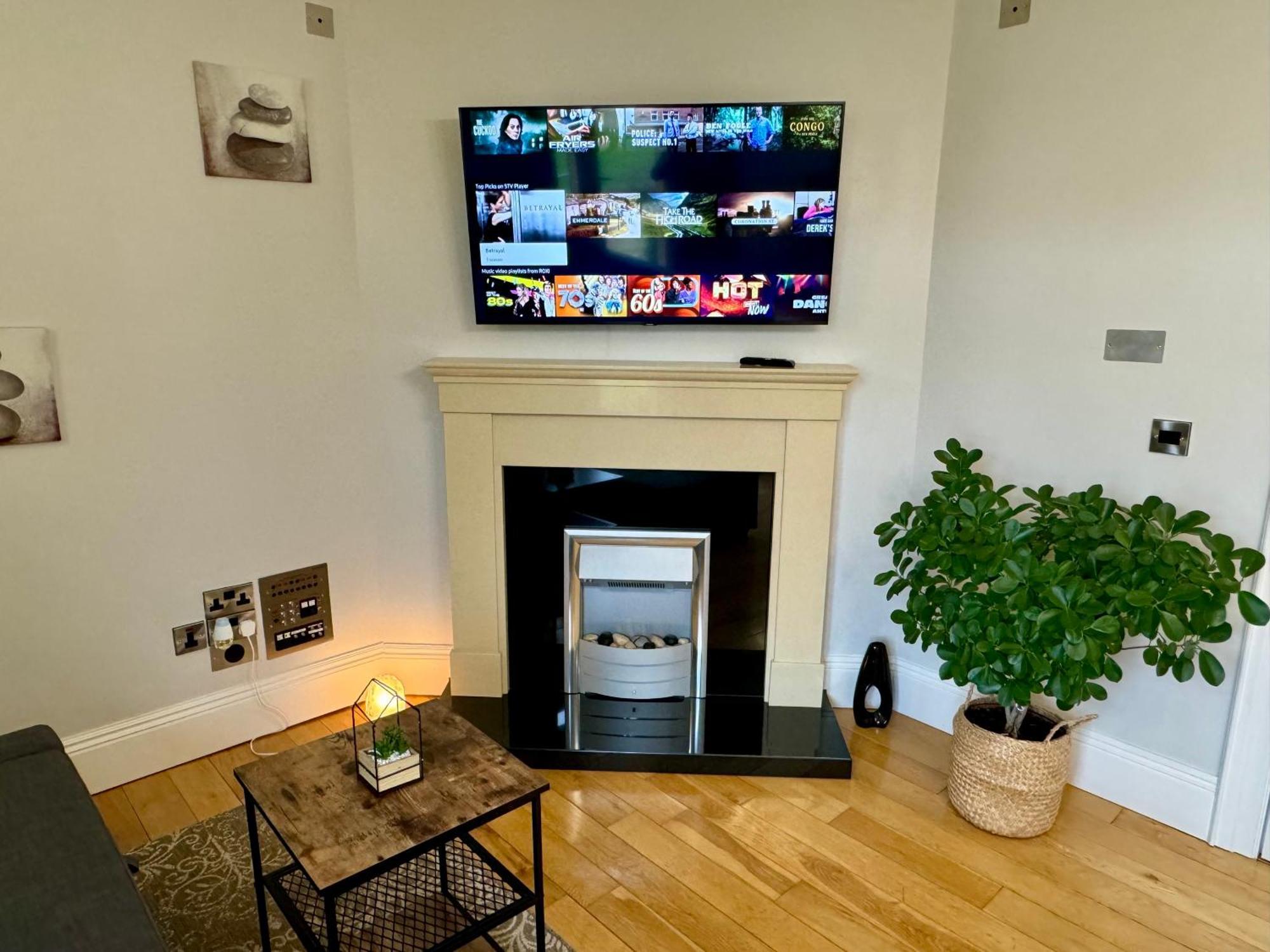 3 Castle Hume Court Holiday House Enniskillen Bagian luar foto